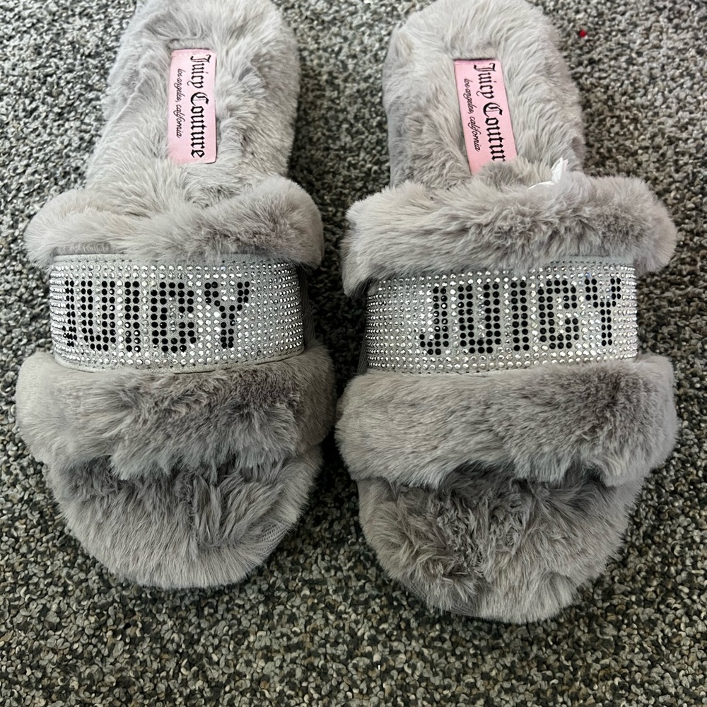 Juicy Couture Fuzzy Slide